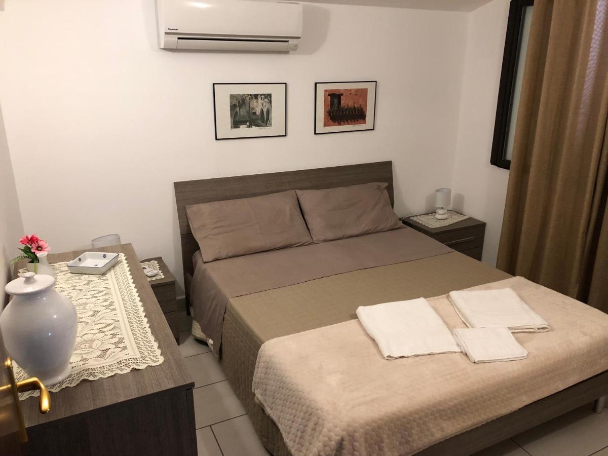 Royal Bay Apartment 체팔루 외부 사진