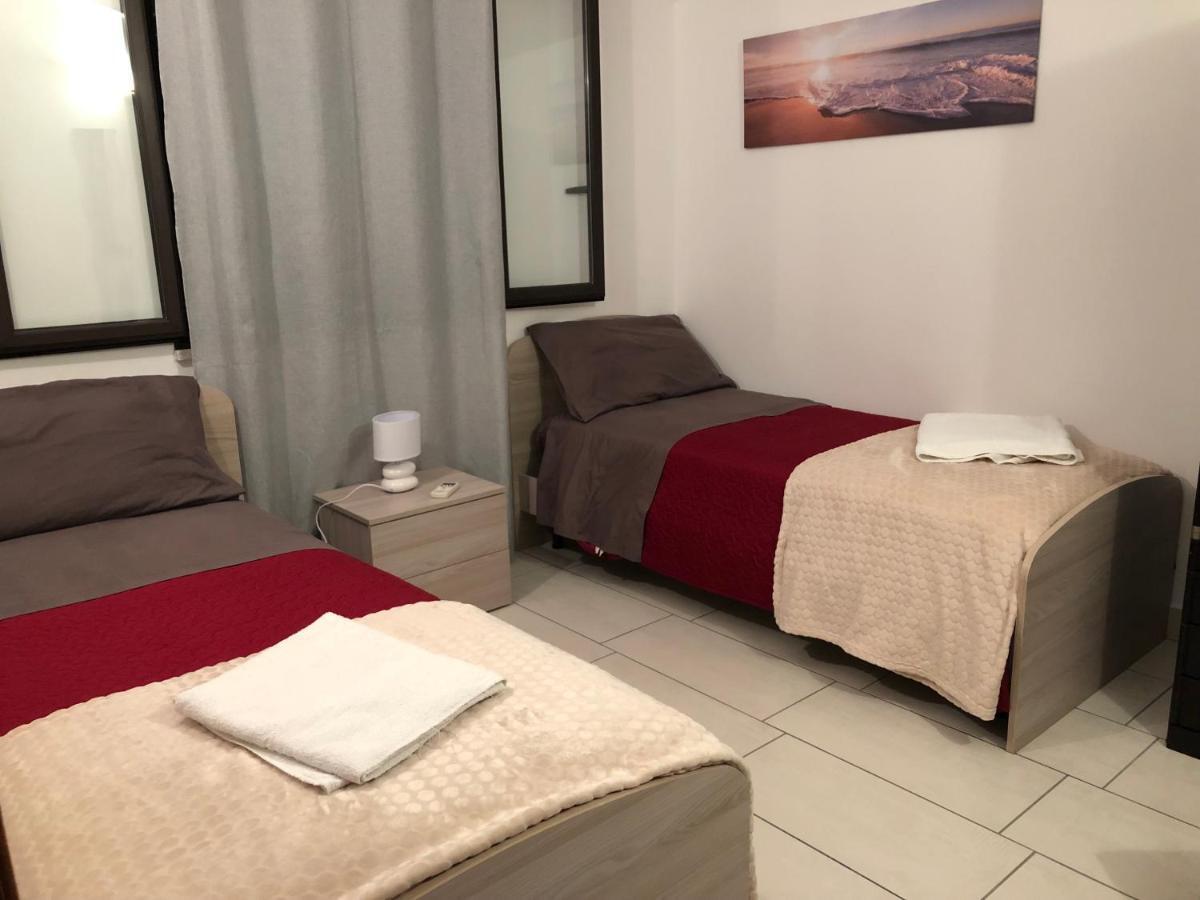 Royal Bay Apartment 체팔루 외부 사진